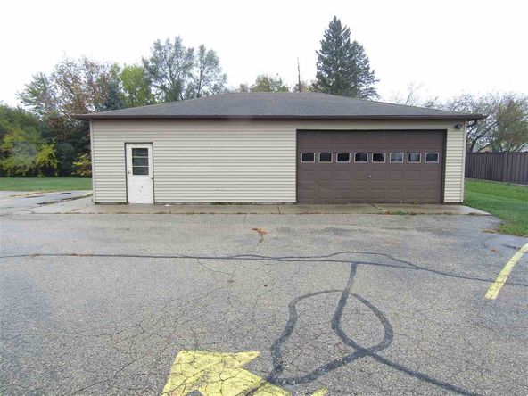 1504 Creston Park Dr, Janesville, WI 53545